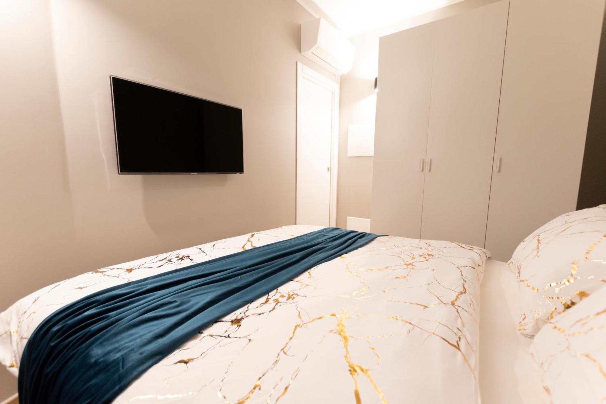 Appartement Ihost Luxury -Free Parking- Plana 6 à Milan Extérieur photo